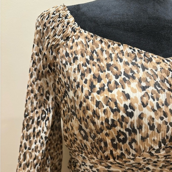 Japna - Leopard Print - Cropped Top - Picture 3 of 6